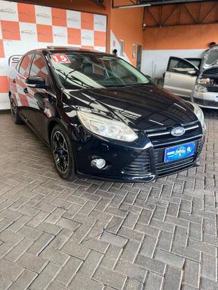 FORD FOCUS 2.0 SE 16V FLEX 4P POWERSHIFT FORD FOCUS 2.0 SE 16V FLEX 4P POWERSHIFT
